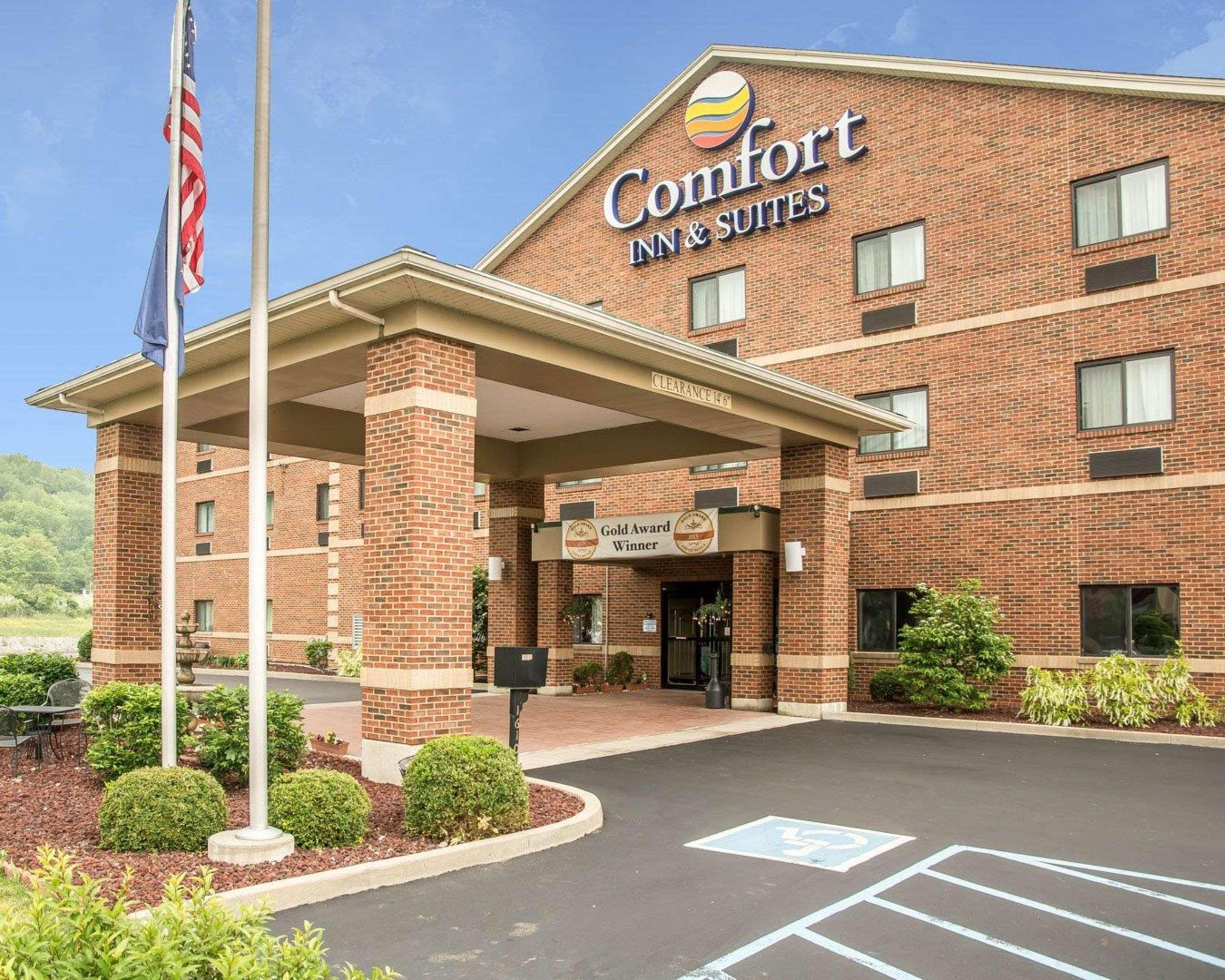 Comfort Inn & Suites Lawrenceburg Exterior photo
