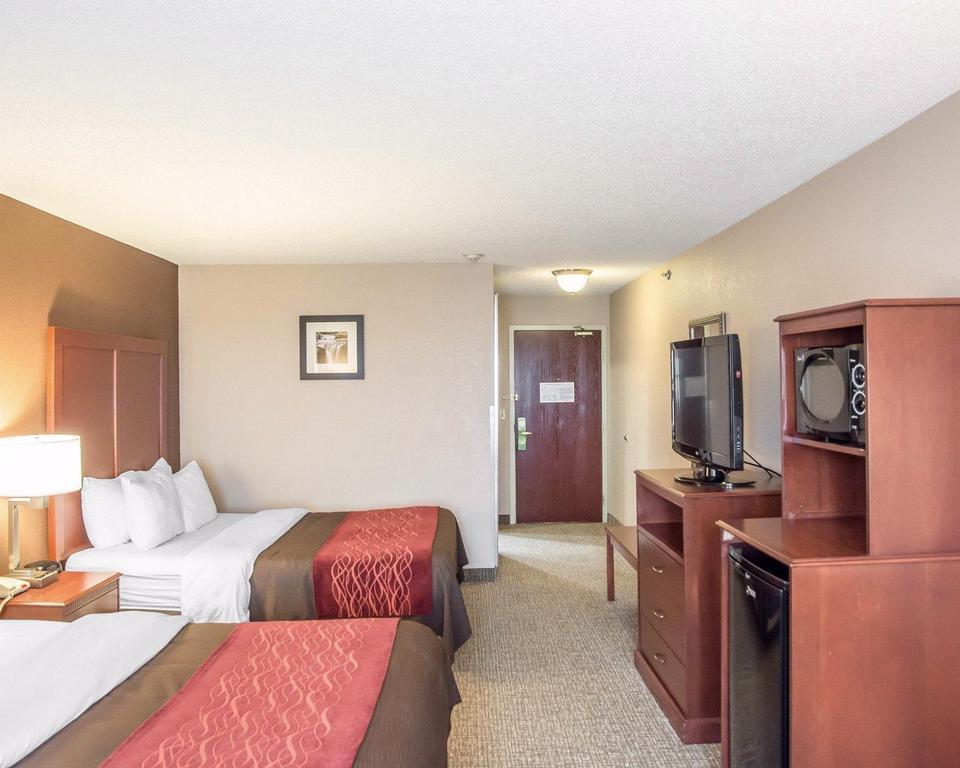 Comfort Inn & Suites Lawrenceburg Exterior photo
